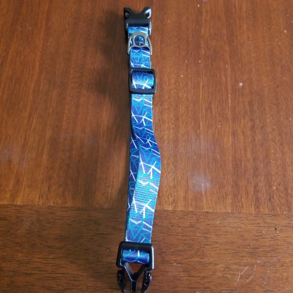 NEW Blue Medium Adjustable Dog Collar